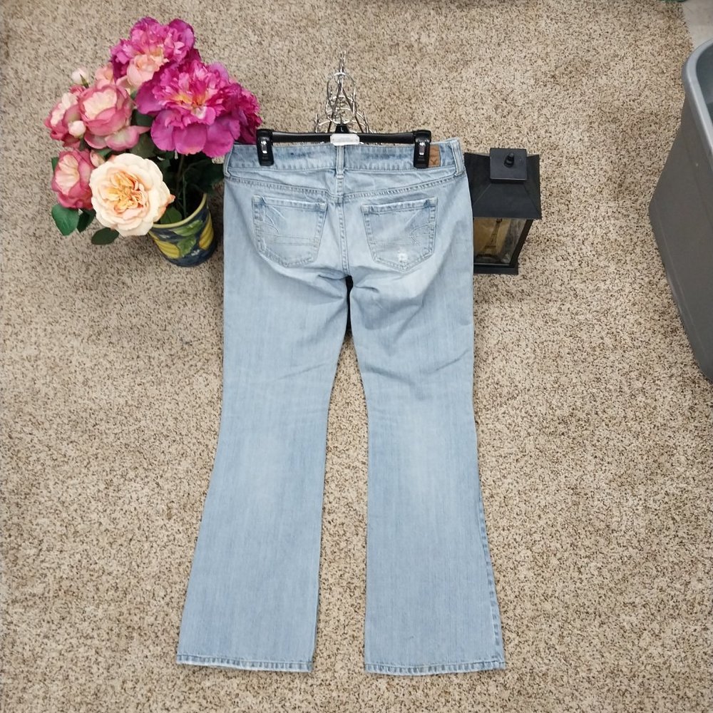 2961 Size 6 American Eagle Appliqued With Quilted Flowers Flare Leg Jeans - Picture 4 of 5